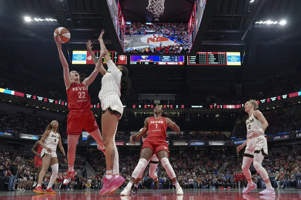 Caitlin Clark’s Triple-Double Powers Indiana Fever to Blowout Victory Over Chicago Sky in Season Opener