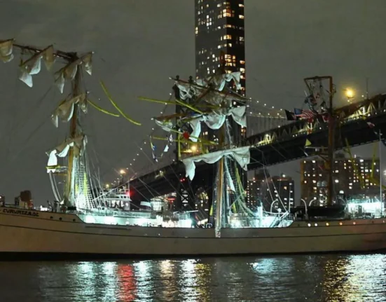 Tragic Collision: Two Dead as Mexican Navy Ship Crashes into Brooklyn Bridge