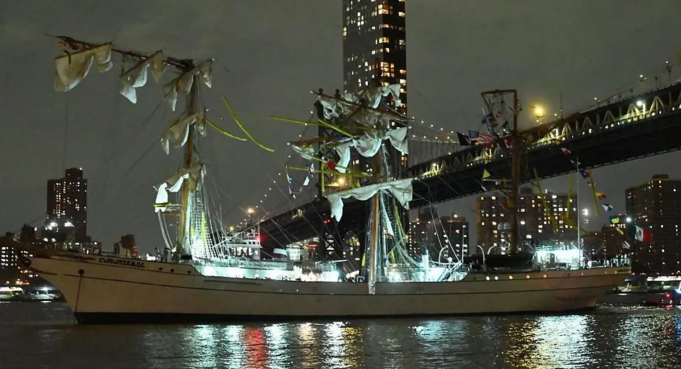 Tragic Collision: Two Dead as Mexican Navy Ship Crashes into Brooklyn Bridge